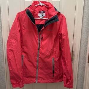 Columbia Women's‎ Pink Switchback Rain Jacket